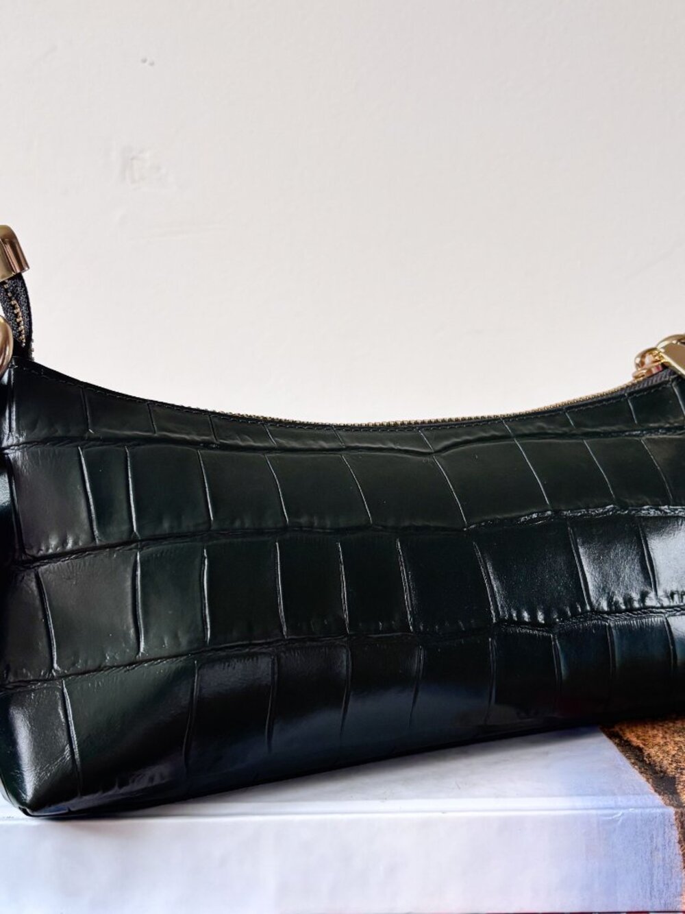 Coach Charlotte Shoulder Bag Dark Green Croc Embossed Leather Gold Chain LikeNew - Picture 5 of 8